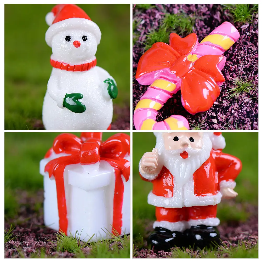 

18Pcs Christmas Resin Mini Decorations Desktop Ornaments Creative Resin Craft for Holiday Atmosphere Window Display