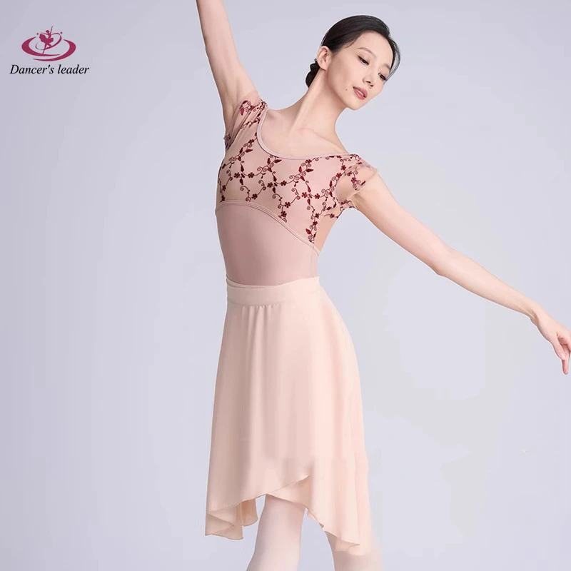 

Ballet Stage Practice, Performance, and Drama Use Three-dimensional Flower Embroidery To Practice Yoga Costumes