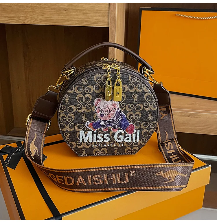 

2025 Новая модная сумка-подушка с милым медведем - классическая женская сумка через плечо на одно плечо с старым цветком