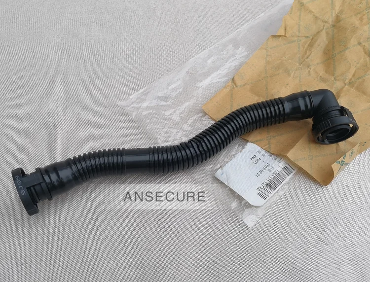 Secondary Air Pump Outlet Hose Pipe 1.6 Petrol For Audi A3 8P VW Beetle Bora Caddy Golf MK4 MK5 Jetta Touran Seat 06A131127L