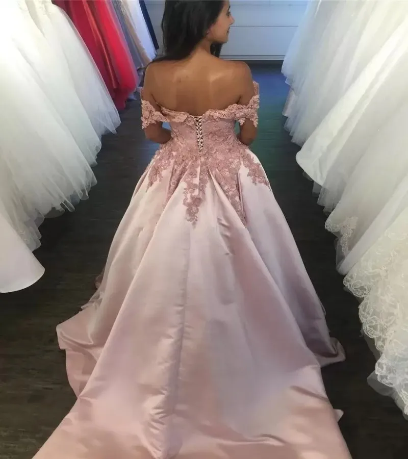 Elegant Nude Pink Princess Quinceanera Dresses Off Shoulder Flowers Satin Backless Sweet 16 Wear Vestidos De 15 Años Custom Made