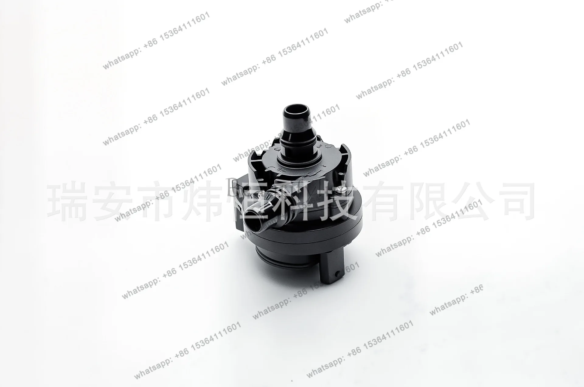 PJ A0005004386 Suitable for wholesale of auxiliary water pump electronic auxiliary water pump manufacturers