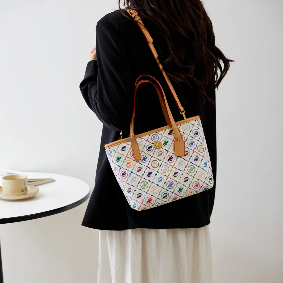 

Women's Classic Elegant Tote Bag, Genuine Leather Spacious, Luxury Brand Handbag for Work or School