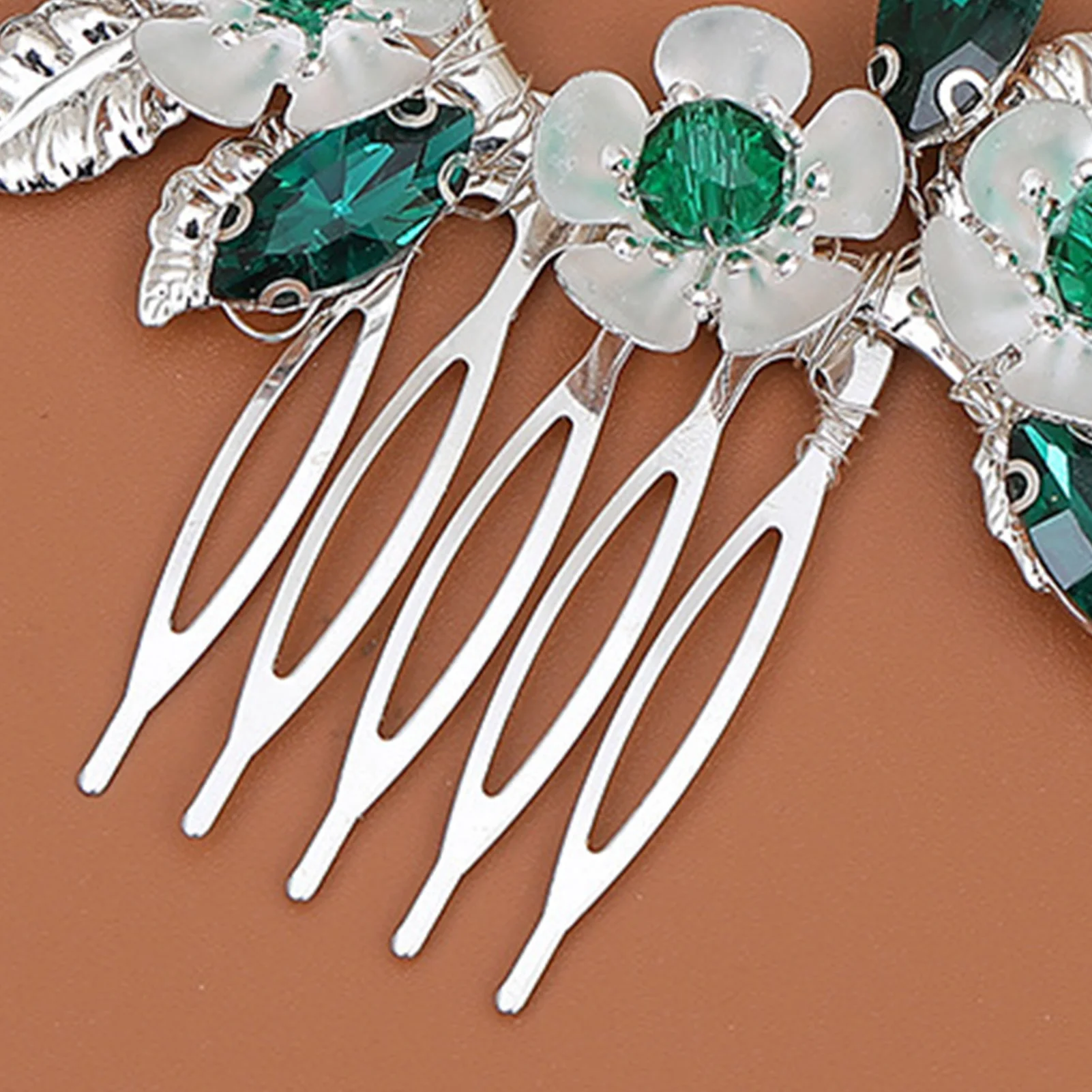 

Elegant Flower Hair Comb For Women Exquisite Green Crystal Hairpin Girls Daily Life Hair Accessory Salon Wedding Styling Hairpin