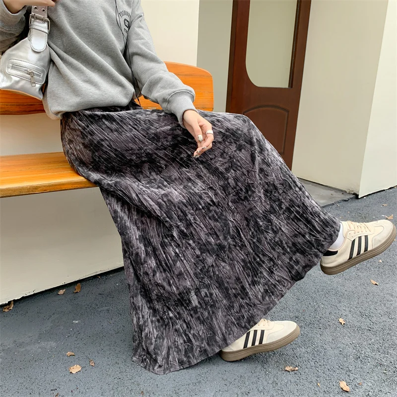 

Бархатная юбка женская корейская трапециевидная плиссированная зимняя юбка с высокой талией свободная теплая толстая мода в стиле ретро простая окрашенная миди осенняя новинка