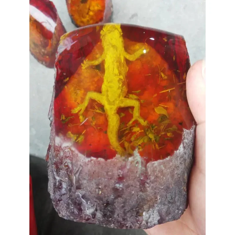 100% Natural Amber geo Statue Furnishing articles home decoration