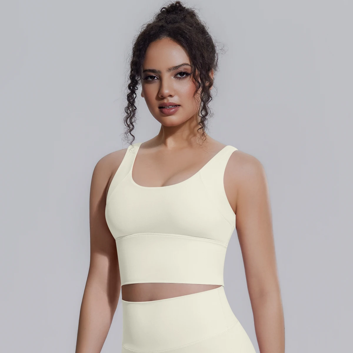 New Backless Yoga Vest for Woman Yoga Underwear with Chest Pad Summer Breathable Workout Top Running Shockproof Sports Bra