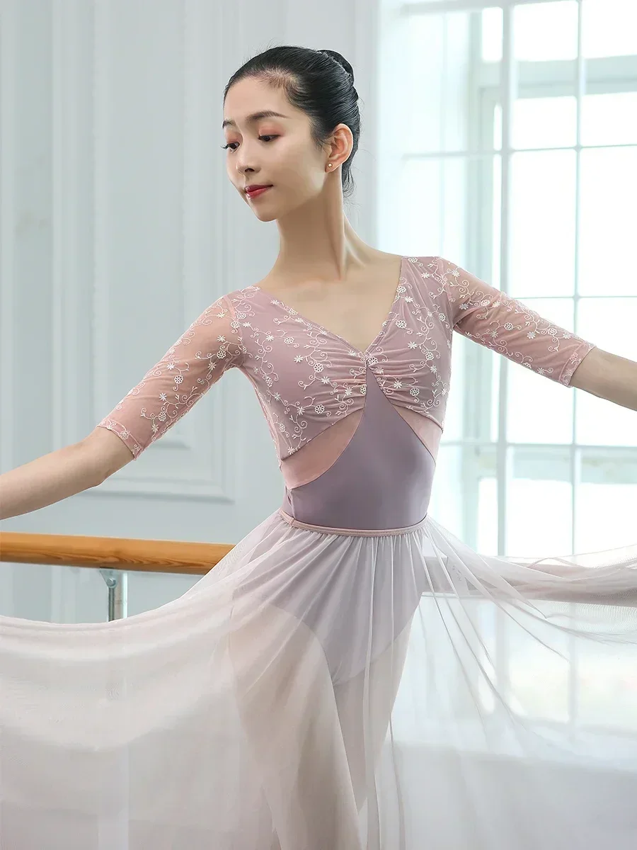 新しいvネック刺繍入りフラワーデザイン体操レオタード、女の子・大人用ミドルスリーブワンピース型トレーニングバレエレオタード