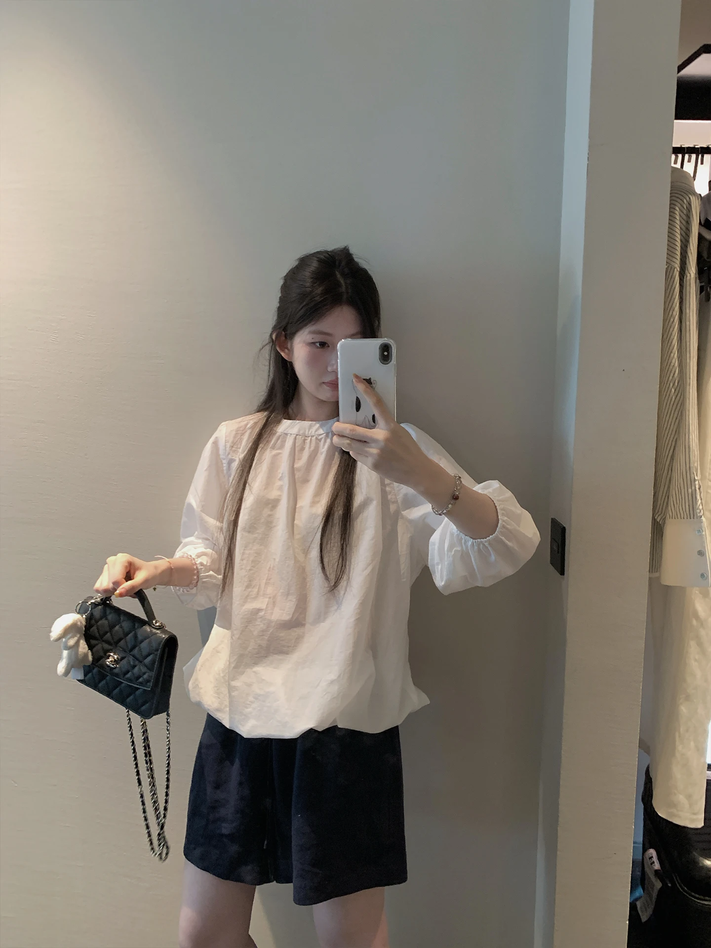 

Свободный женский белый топ с круглым вырезом и рукавами-фонариками, летний, дышащий, комфортный, в корейском стиле