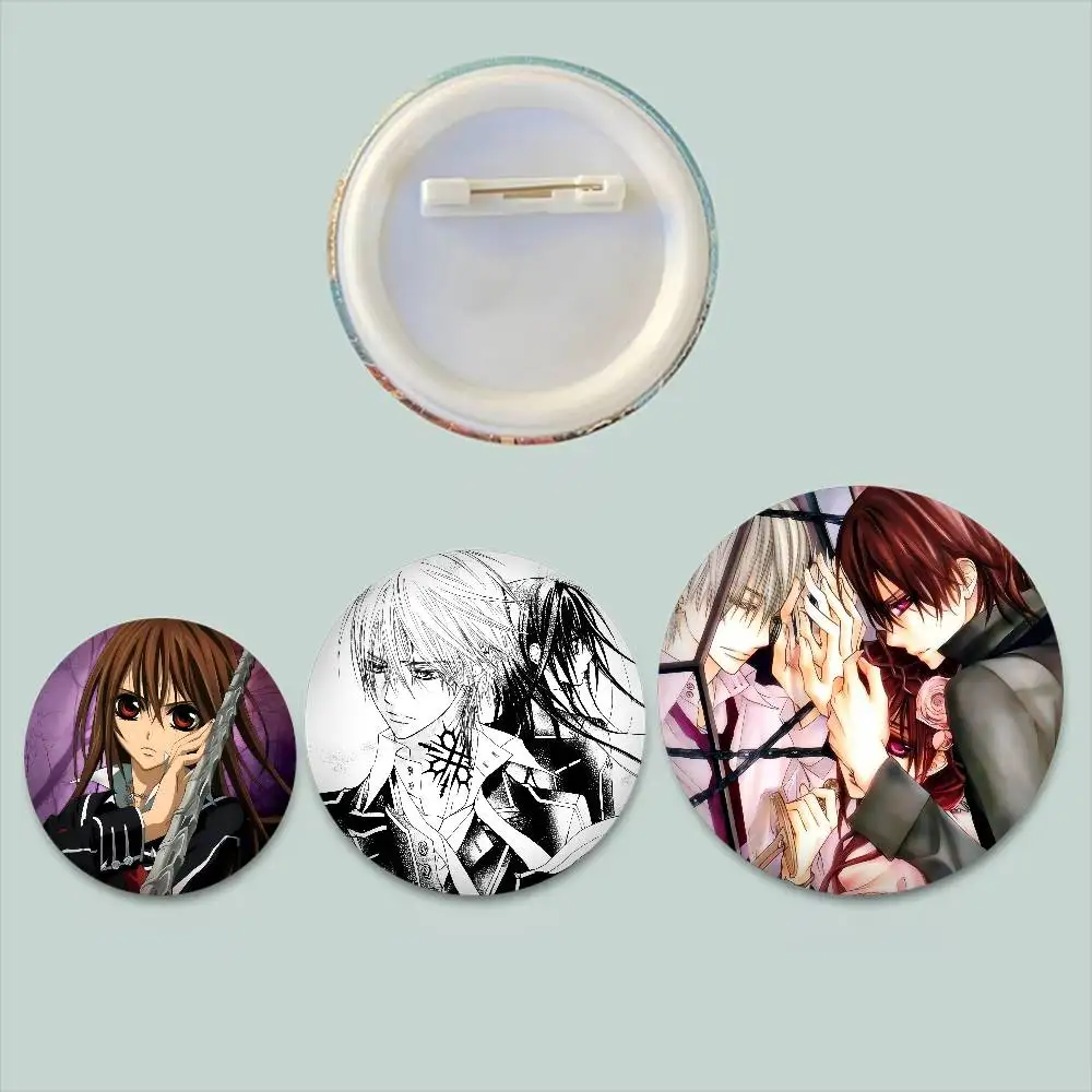 Anime V-Vampire Knight Anime Brooches Cute Cartoon Badge Jacket Jeans Lapel Pin Gift Accessorie