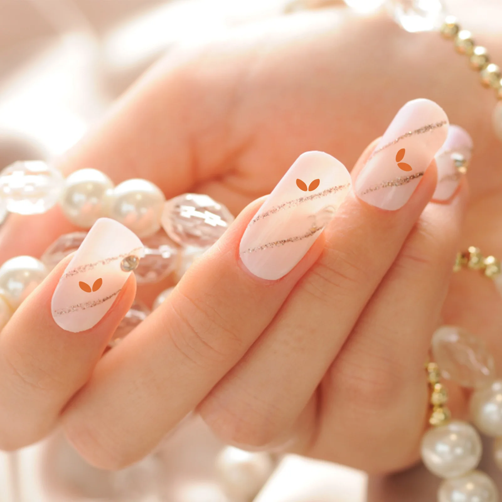 Zestaw do zdobienia paznokci: silikonowe stemple do paznokci, naklejki, narzędzia do francuskiego manicure, płyta do stemplowania, pisak do paznokci DIY.