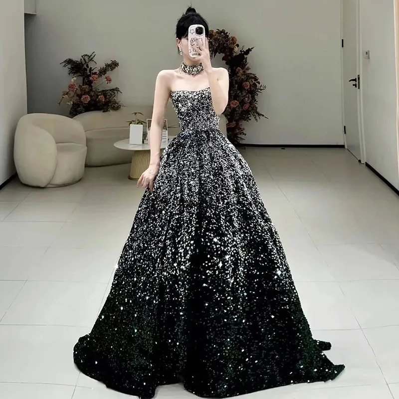 Vestido de noche elegante con tirantes para presentador de reunión anual, nuevo examen de arte Vocal, temperamento, vestido brillante de celebridad, nicho sin tirantes, 2026