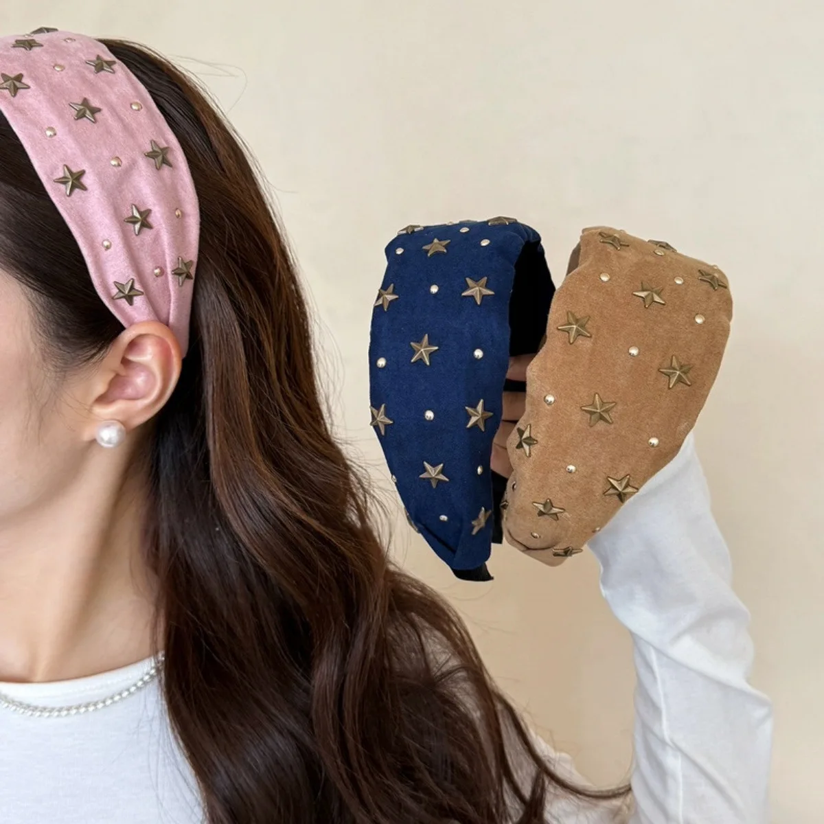 

Minimalist Fabric Star Wide Headband High Crown Design for Flat Hair Niche Hair Accessory for Women Elegant and Sophisticated