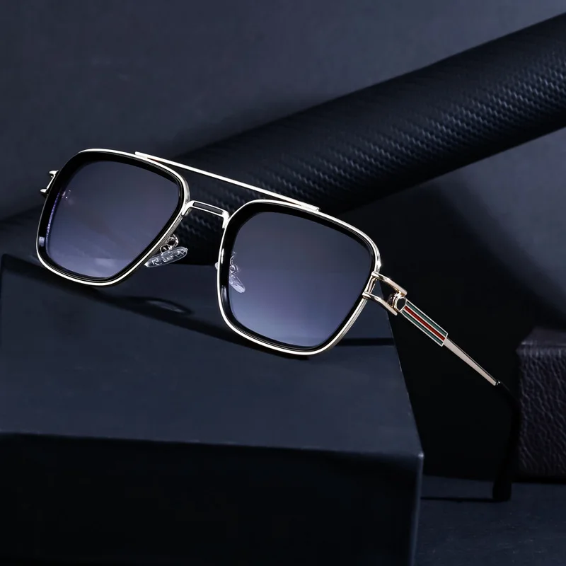 

Vintage Square Sunglasses Men Fashion Metal Frame Gradient Sun Glasses Male Brand Designer Shades Mirror Driving Eyewear