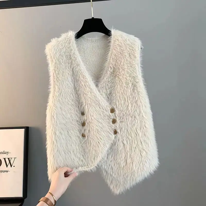 

New Sleeveless Vest Vest for Women with Double-breasted Temperament and Fashionable Knitted Tops