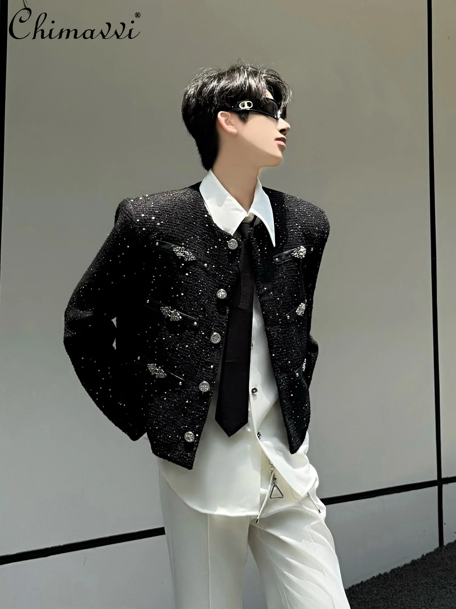 

Heavy Industry Black Short Jacket for Men New 2025 Autumn Fashion Sequin Patchwork Leather Metal Design Stylish Tweed Jacket