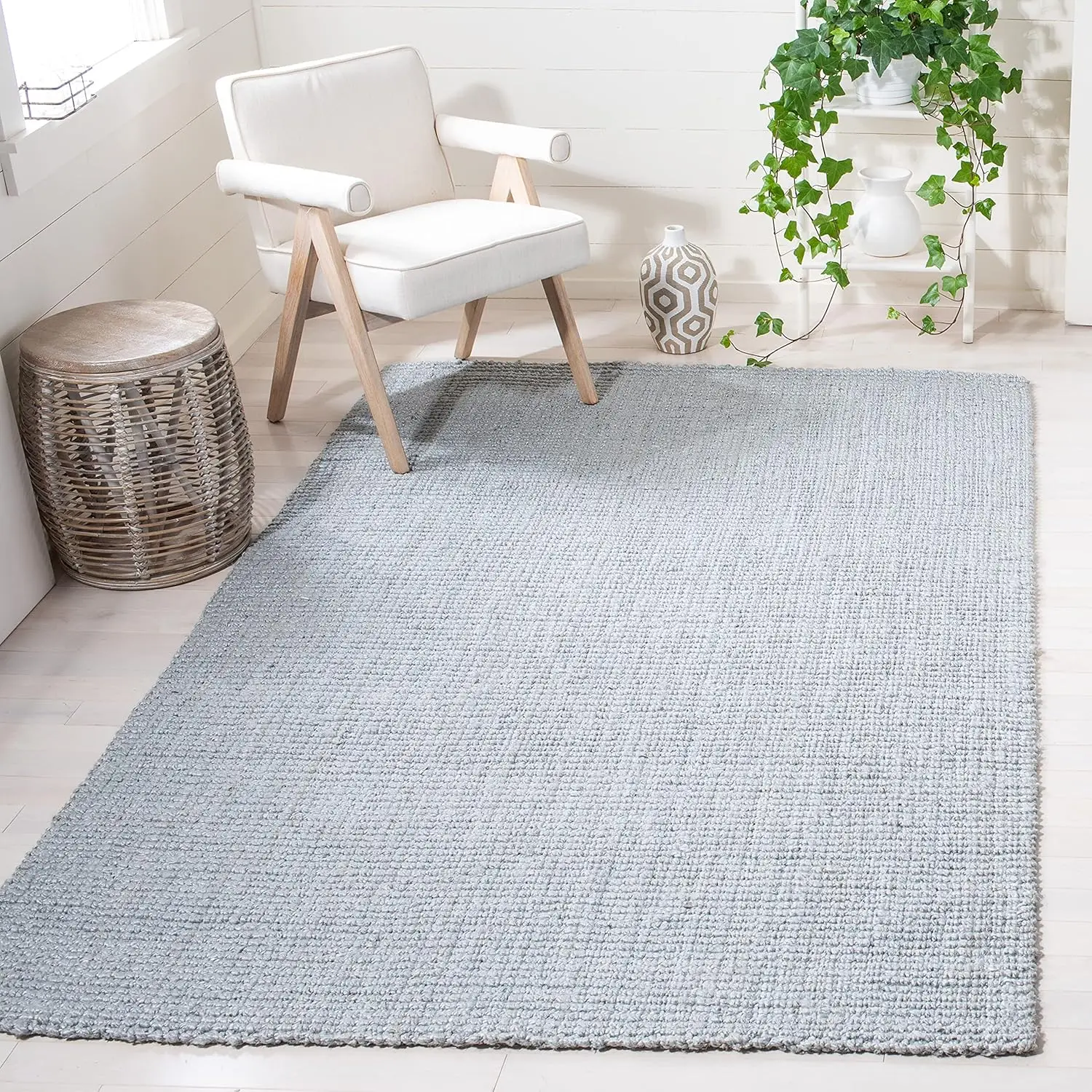 Safavieh Natural Fiber Collection Area Rug - 7' Square, Light Grey, Handmade Farmhouse Jute, Ideal For High Traffic Areas In