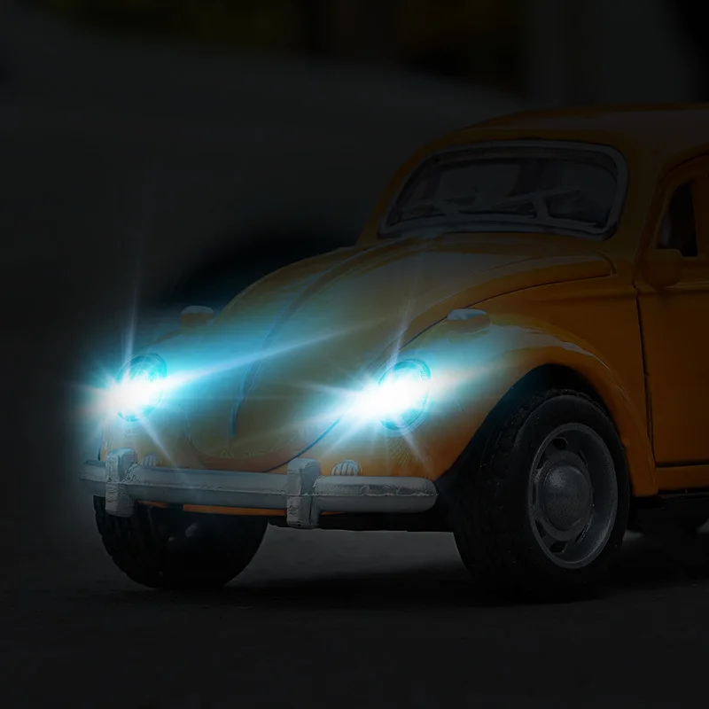 Modèle de voiture classique en alliage 1:36, son et lumière, jouet pour enfants, ornements de voiture, modèle de voiture rétractable, jouet éducatif moulé sous pression pour garçon