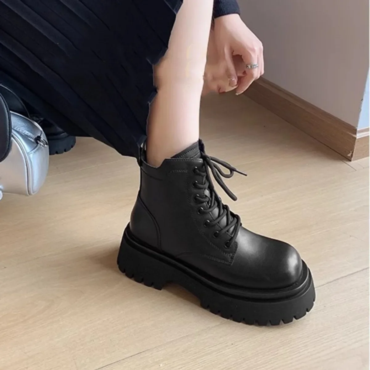 Retro Buty Damskie Jesień Zima Brązowe Czarne Futro Botki Gruby Dół Sznurowane Casual Pluszowe Krótkie Motocyklowe Botas Femininas