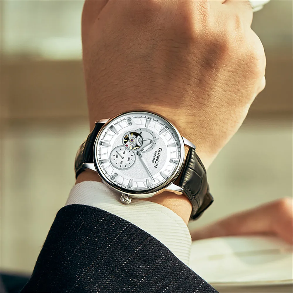 

GUANQIN Men Multifunctional Mechanical Luxury Wristwatch Leather Strap Steel Case Waterproof Man Clock Sapphire Automatic Watch