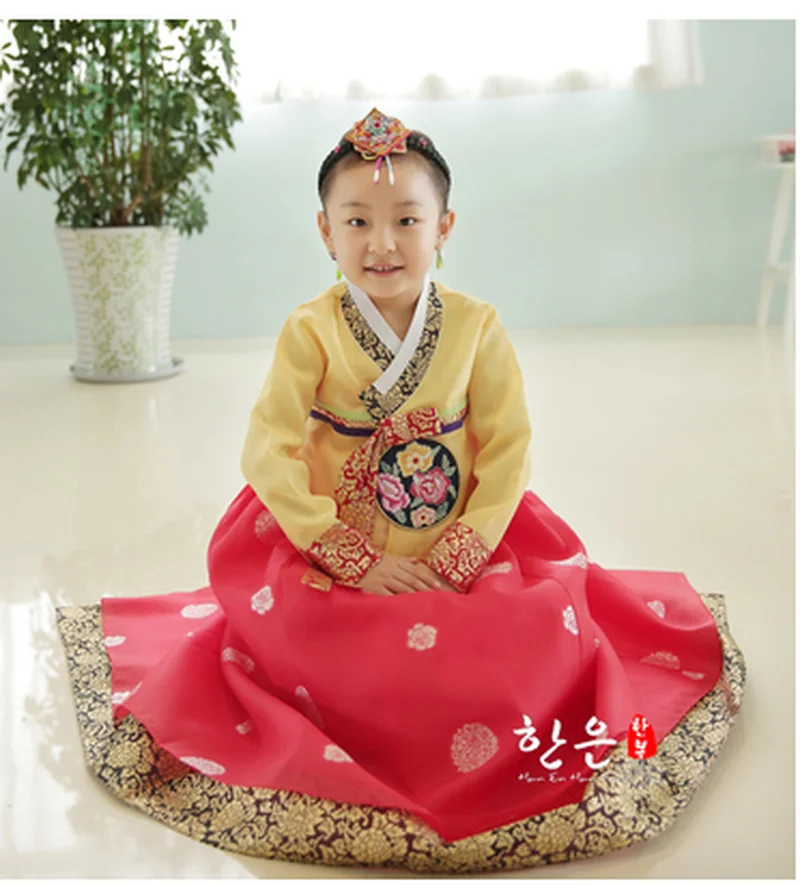 Children Korean Girl Hanbok Embroidery Dress Costume Ethnic Dance Traditional Long Sleeve Cosplay Mother Daughter Clothes