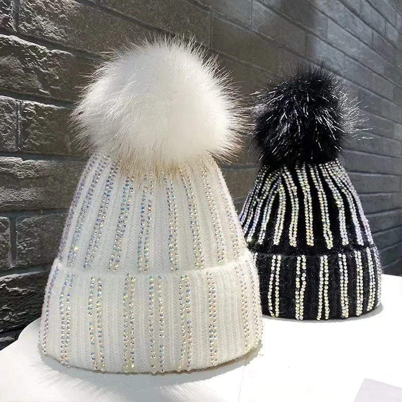 Rhinestone Fur Ball Ladies Knit Sweater Hat Ladies Winter Fashion Shiny Reflective Beanie Outdoor Warm Thick Knit Hat