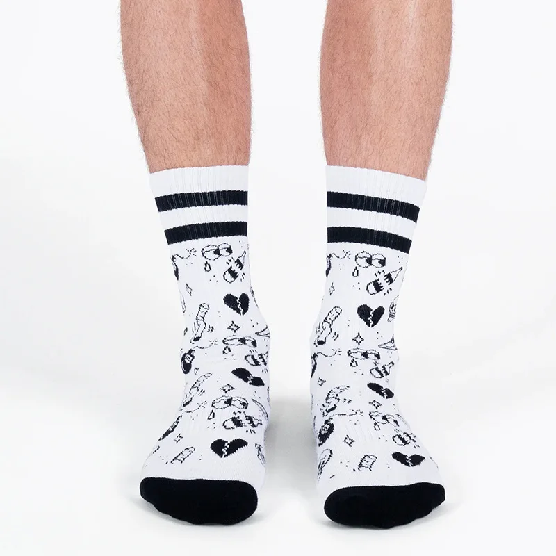 1 Pair Wholesale Hot Selling black white Custom unisex Funny odd socks day 2023 unisex dilly odd socks grimace socks