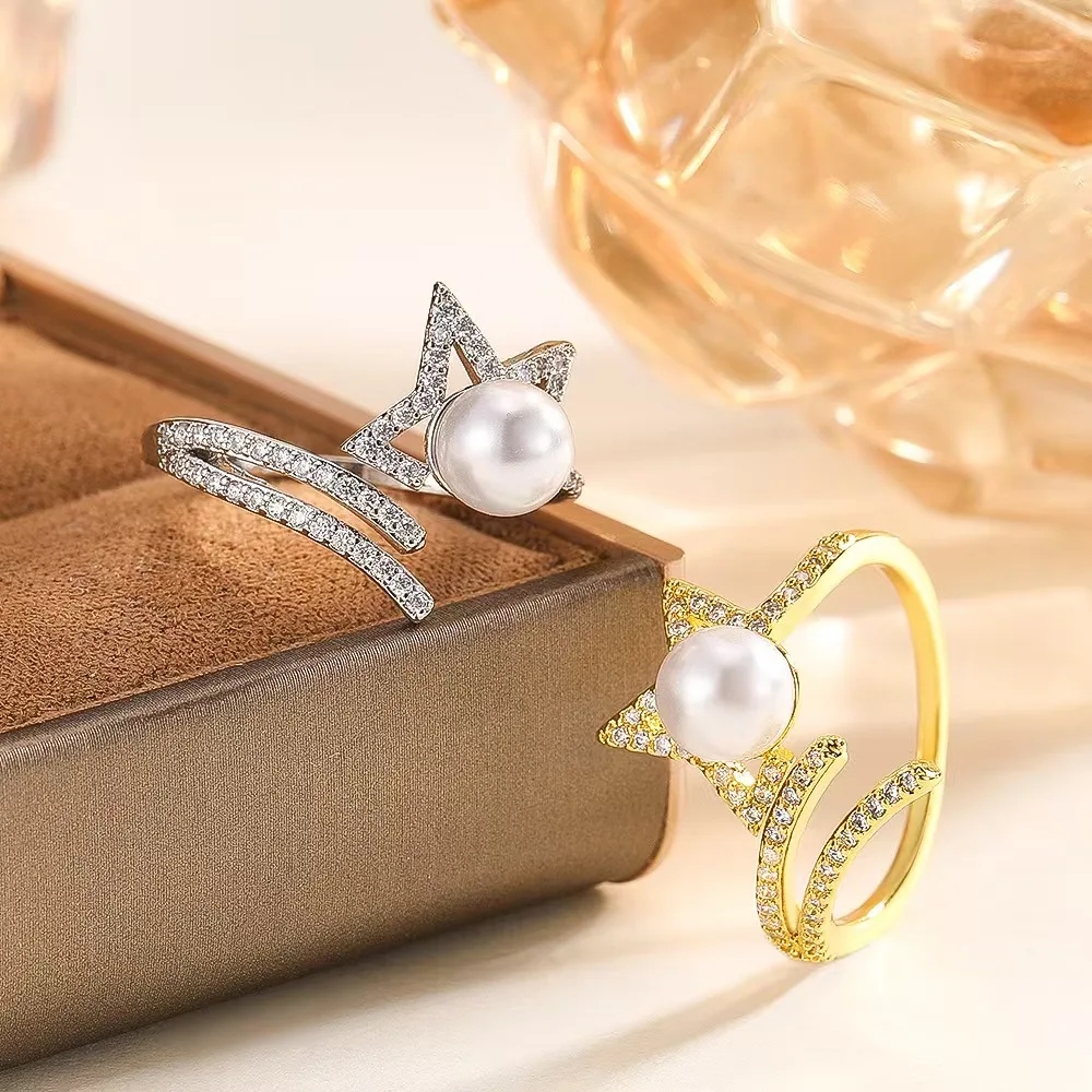 New small-niche versatile stylish temperament micro-set rhinestone adjustable open star-shaped ring for women.