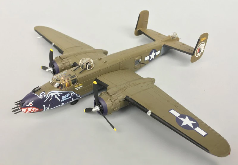 미국 B-25J B25 폭격기 모델, Betty's Dream, 오키나와의 파인 1/72, AA35314, 1945 합금 컬렉션 모델