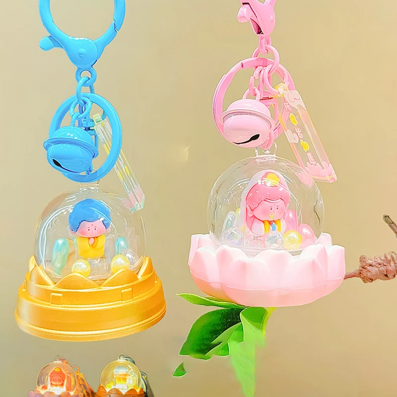 Porte-clés de couple bouddhiste de dessin animé, demi-cercle avec lumière, petit pendentif, jouets mignons, décoration de sac à dos étudiant, breloque, cadeaux créatifs