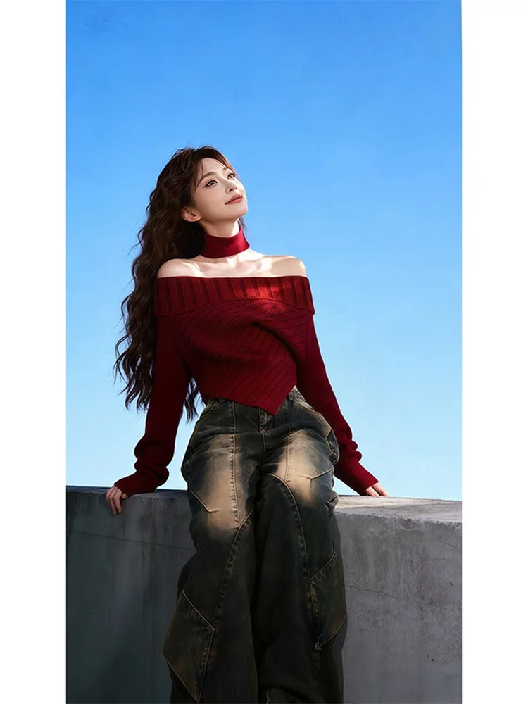 Czerwony sweter z dzianiny z motywem Cisas, wyszczuplający, z paskiem, odkryte ramiona, z szalikiem i długimi spodniami jeansowymi z wysokim stanem, casualowy, zimowy...