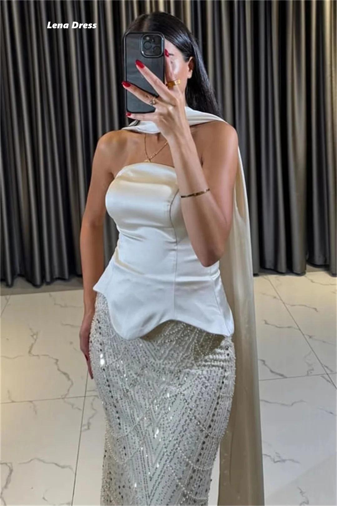 레나 맞춤 제작 프롬 드레스 2025 럭셔리 파티 이브닝 드레스 여성용 숄 비즈 피쉬테일 민소매 맞춤형 행사 드레스