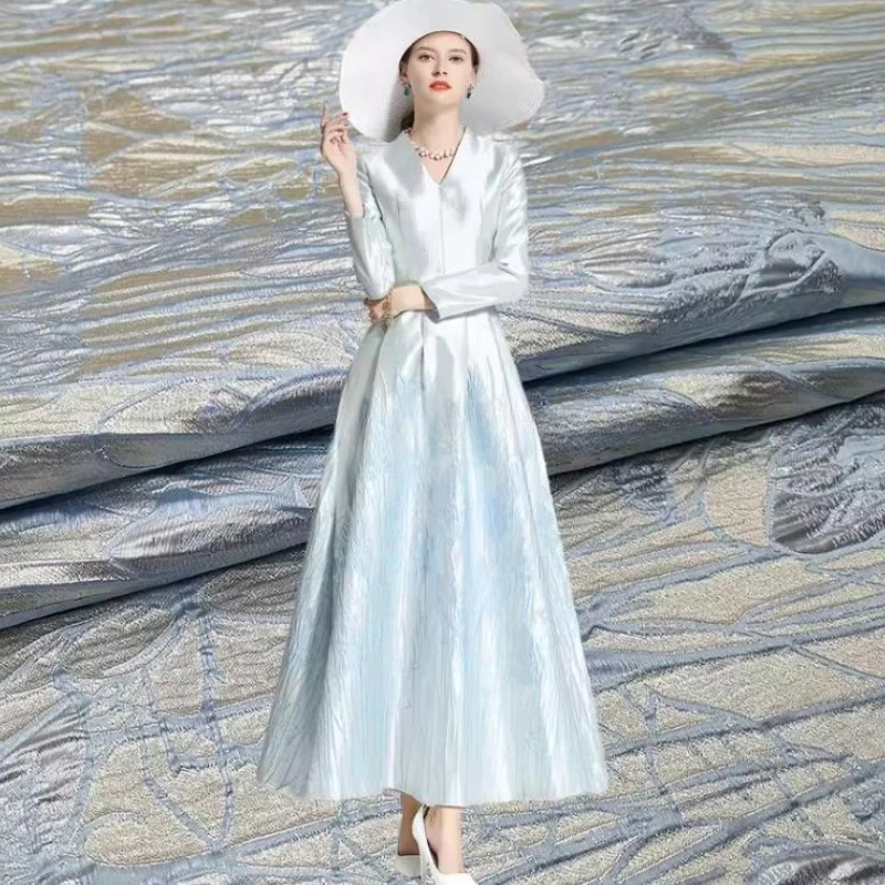 

Metal Wire Brocade Jacquard Fabric Bouquet Spring Autumn Big Pendulum Dress Performance Fashion Design Sew Cloth