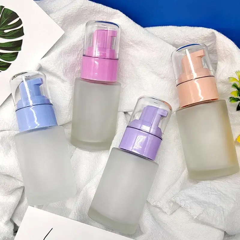 30ml ขวดปั๊ม Frosted Glass Liquid Foundation บรรจุเครื่องมือปั๊มเปล่าขวด Travel Essential บีบขวดแต่งหน้าแบบพกพา