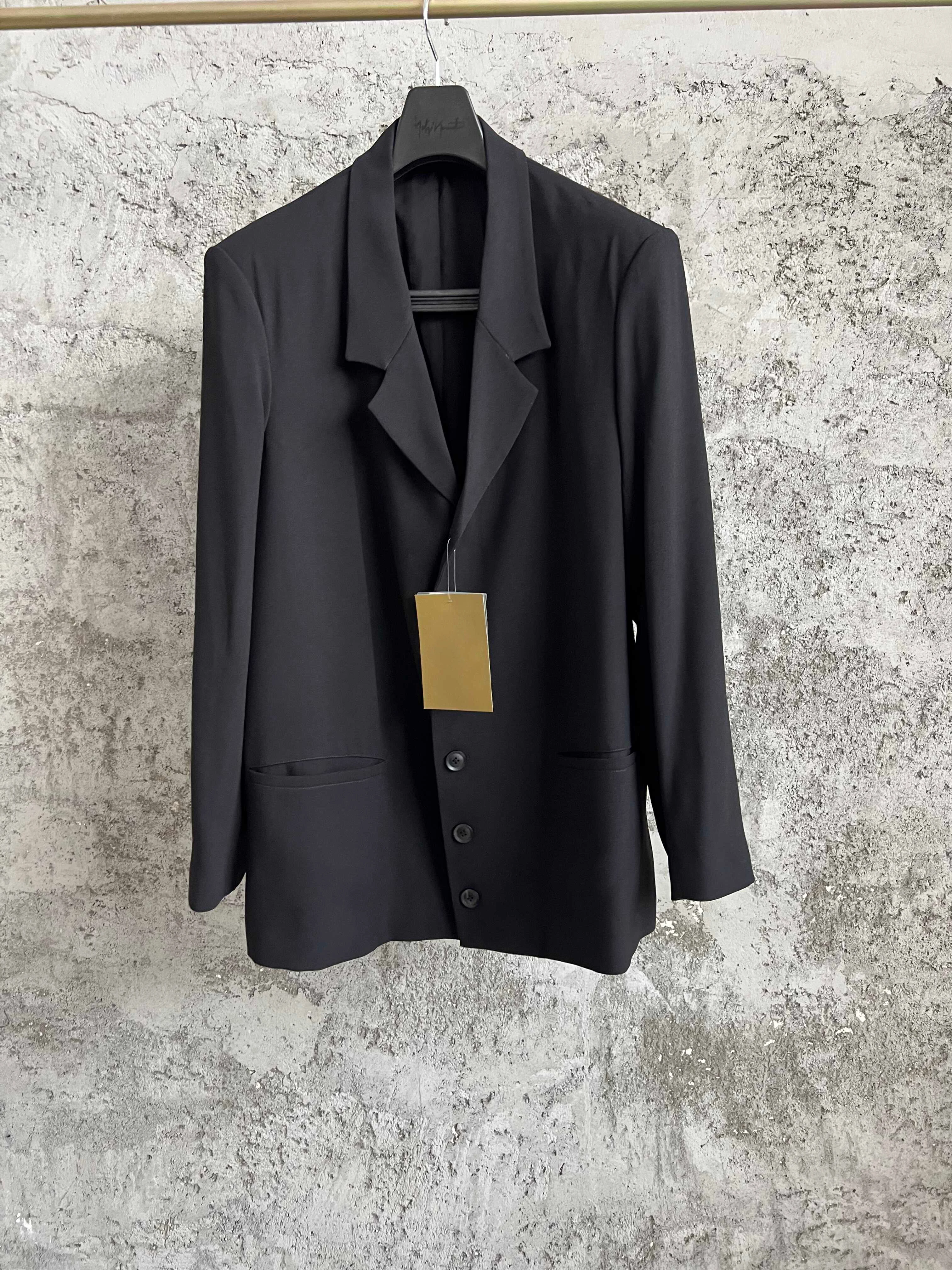 

TOP-YAMAMOTO single-breasted long-sleeved suit jacket with a suit collar, black casual wool suit jacket for men