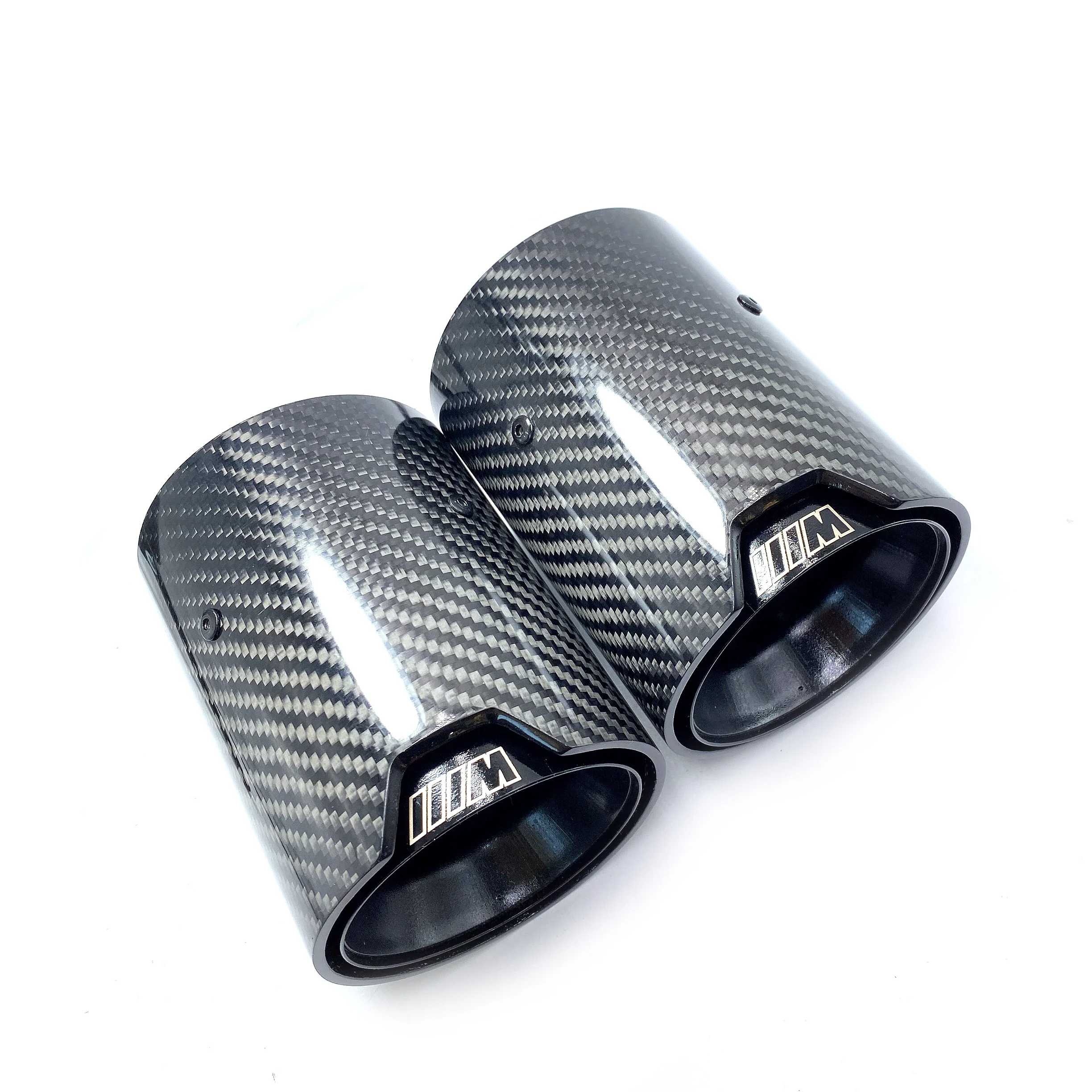 

1PCS Real Carbon Fiber Exhaust Pipe Muffler tip For BMW M P exhaust pipe M2 F87 M3 F80 M4 F82 F83 M5 F10 M6 F12 F13