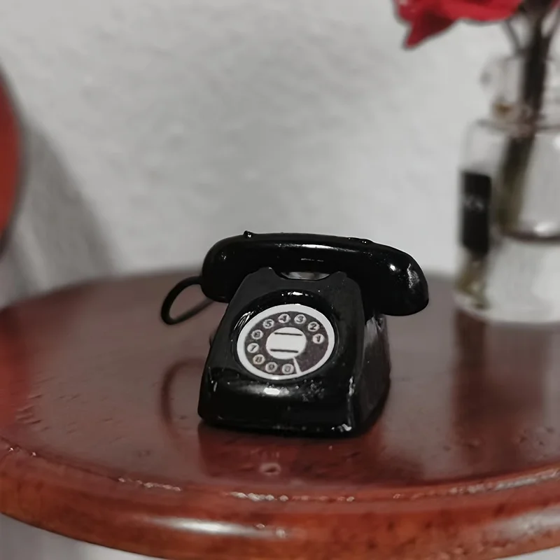 Miniature Alloy Vintage Rotary Phone Miniature Rotating Telephone Desktop Ornament Scene Layout Tool  Model Festive Scene Decor