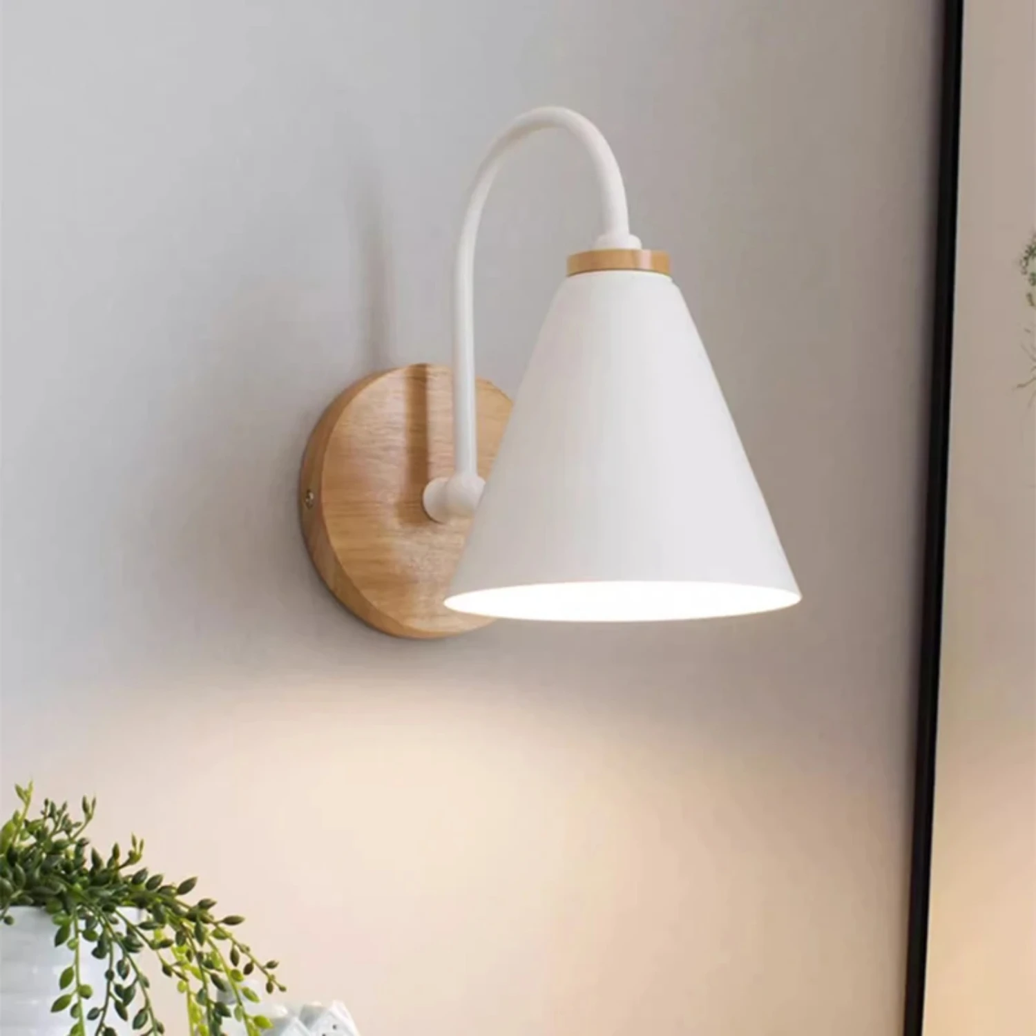 Nordic Wall Lamp Solid Wood Wall Lamps Bedroom Modern Bedside Light Creative Macaron Wall Lights Living Room Restaurant E27