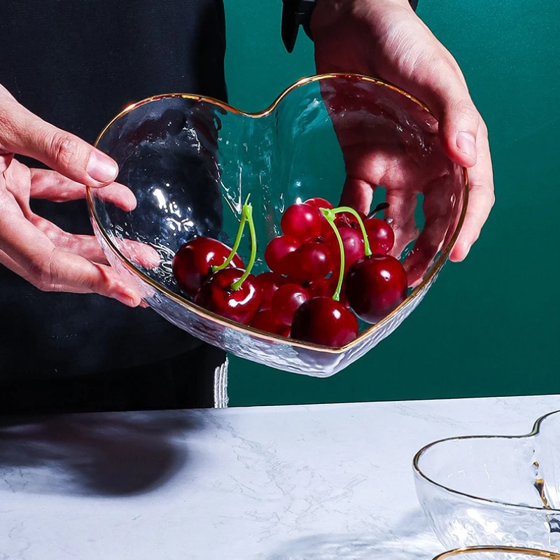 

1 шт. салатница в форме сердца, европейская легкая роскошная креативная бытовая миска для фруктов, еды, десерта, Пномпень, стекло