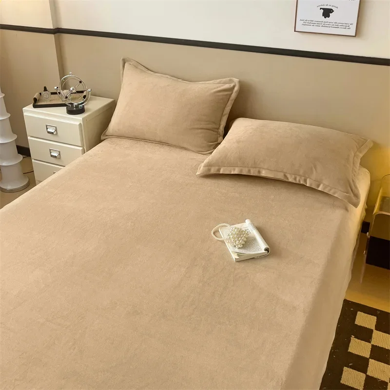 Khaki Thickened Milk Velvet Fitted Sheet Set, Solid Color Skin-friendly Bed Cover with 2 Pillowcases, Deep Pocket Design Bedding