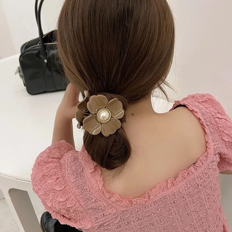 Sweet Flower Shape Hair Clip for Women Girls Hair Claw Chic Barrettes Claw Crab Hairpins Styling Bohemia Hair Accessories