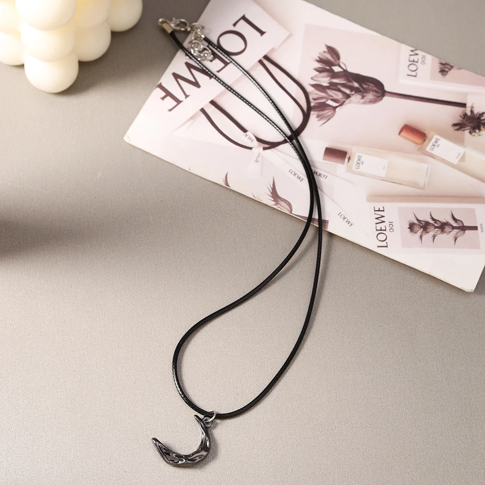 Aihua Hip-Hop-Halskette mit Herz-Sonnen-Stern-Anhänger in Gunmetal-Schwarz für Damen und Herren, Punk-Halskette mit schwarzem Seil, Choker, Halsschmuck, Geschenke – Detail 13