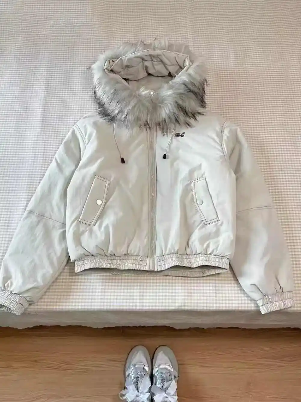 

Женская повседневная теплая куртка, хлопковое пальто, хлопковое пальто, новинка 2025, зимний стиль, американская ретро меховая куртка с капюшоном