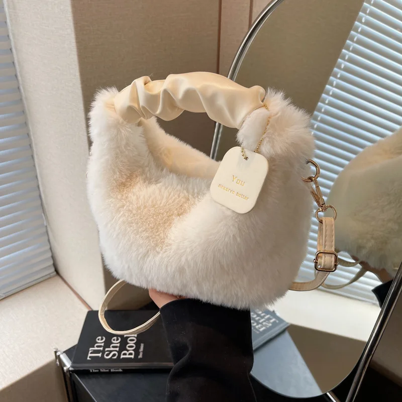 

Tingting's store Autumn Winter New High-End Texture Hand-Held Plush For Women Simple And Stylish Trend Crossbody BagShoulder Bag