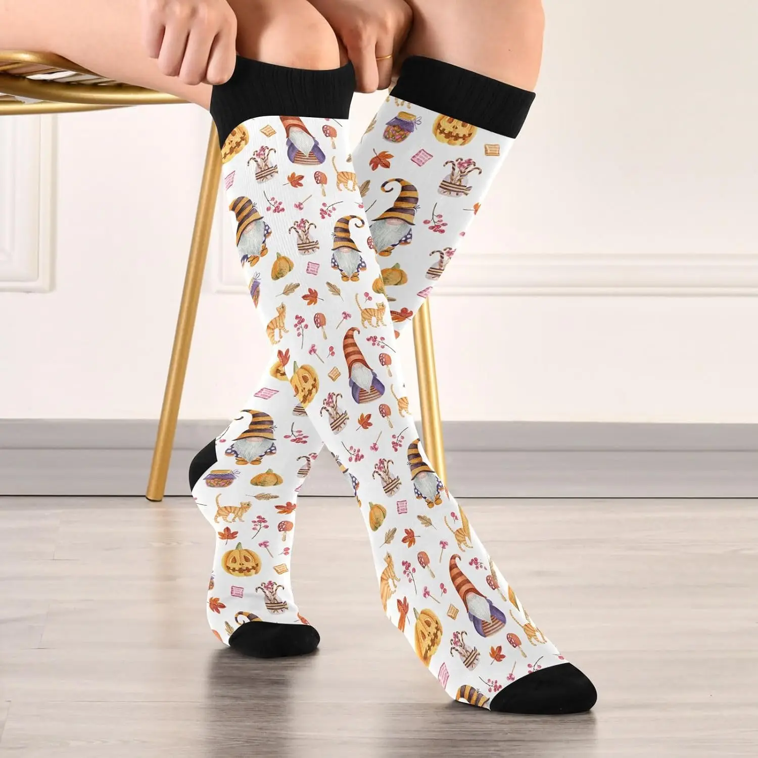 Knee High Socks Halloween Pumpkin Gnomes Compression Sock 1 Pair Casual Athletic Tube Socks for Soccer Women Men Medical Nurse