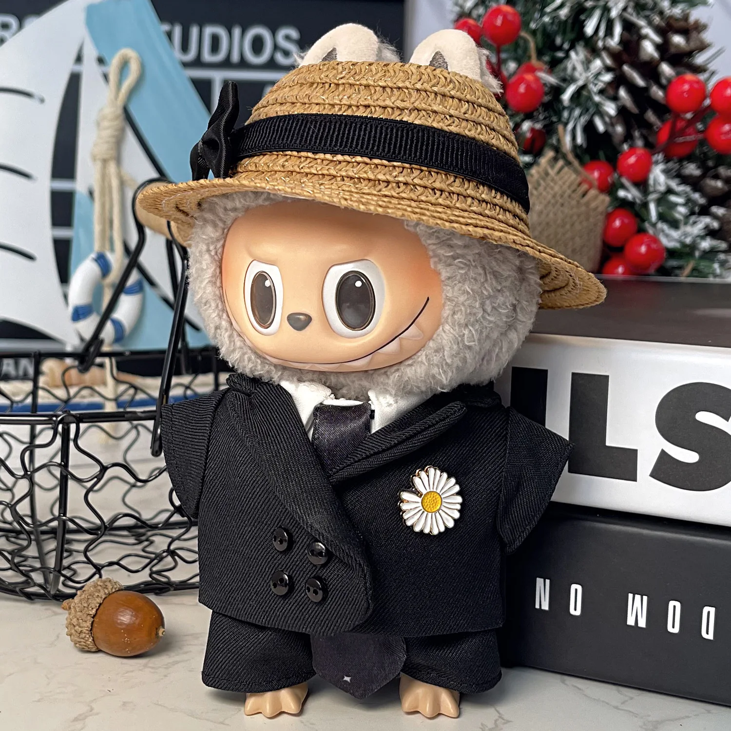 

Clothes For 15cm 17cm 1st/2nd/3rd Gen Labubu Clothes Only Black Daisy-Print Suit Set With Khaki Bowknot Straw Hat Ideal