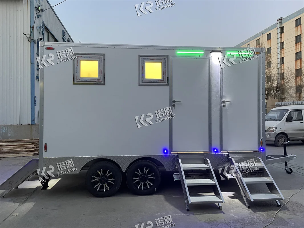 4 Room Portable Trailer Toilet Mobile Toilets Outdoor Luxury Restroom Trailer Factory Toilet Trailer Mobile Bathroom Trailer