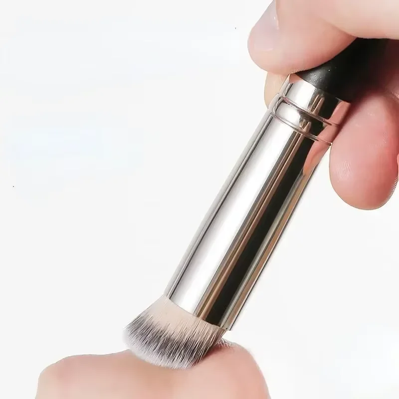 Pinceau correcteur de fond de teint, pinceaux de fard à joues de Contour Premium, impeccable sous les yeux, brosse de maquillage Dense pour le visage pour mélanger