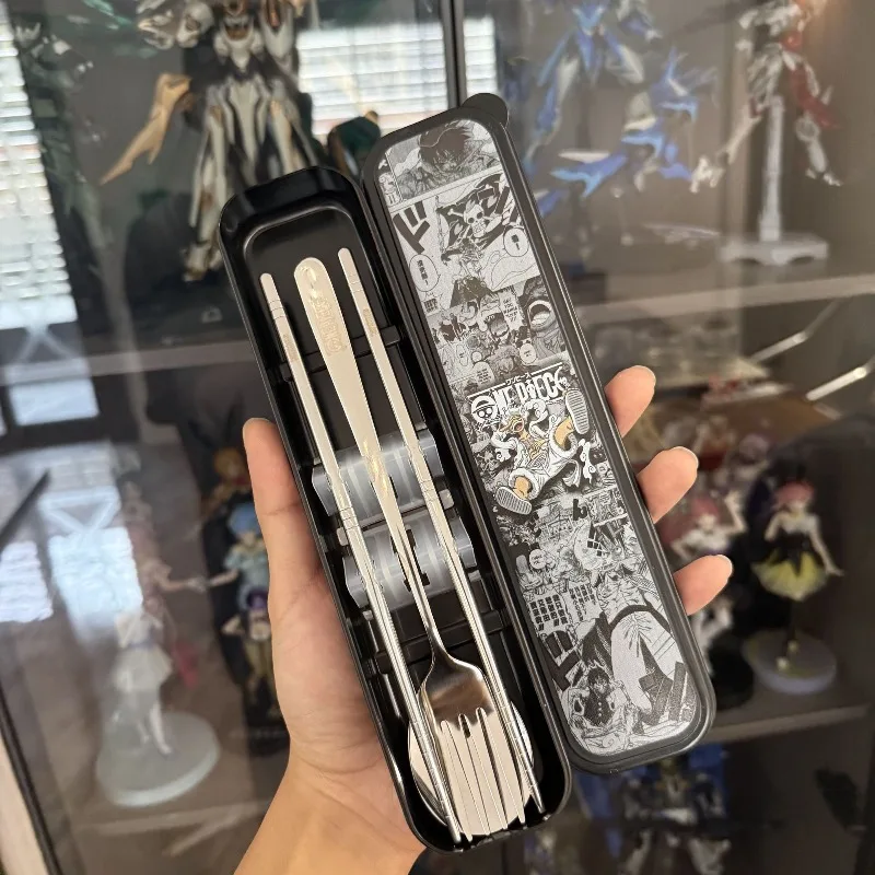 Vaisselle une pièce en acier inoxydable 304, ensemble de 3 pièces de dessin animé, cuillère fourchette baguettes, ensemble de vaisselle Portable, nouveau cadeau en gros