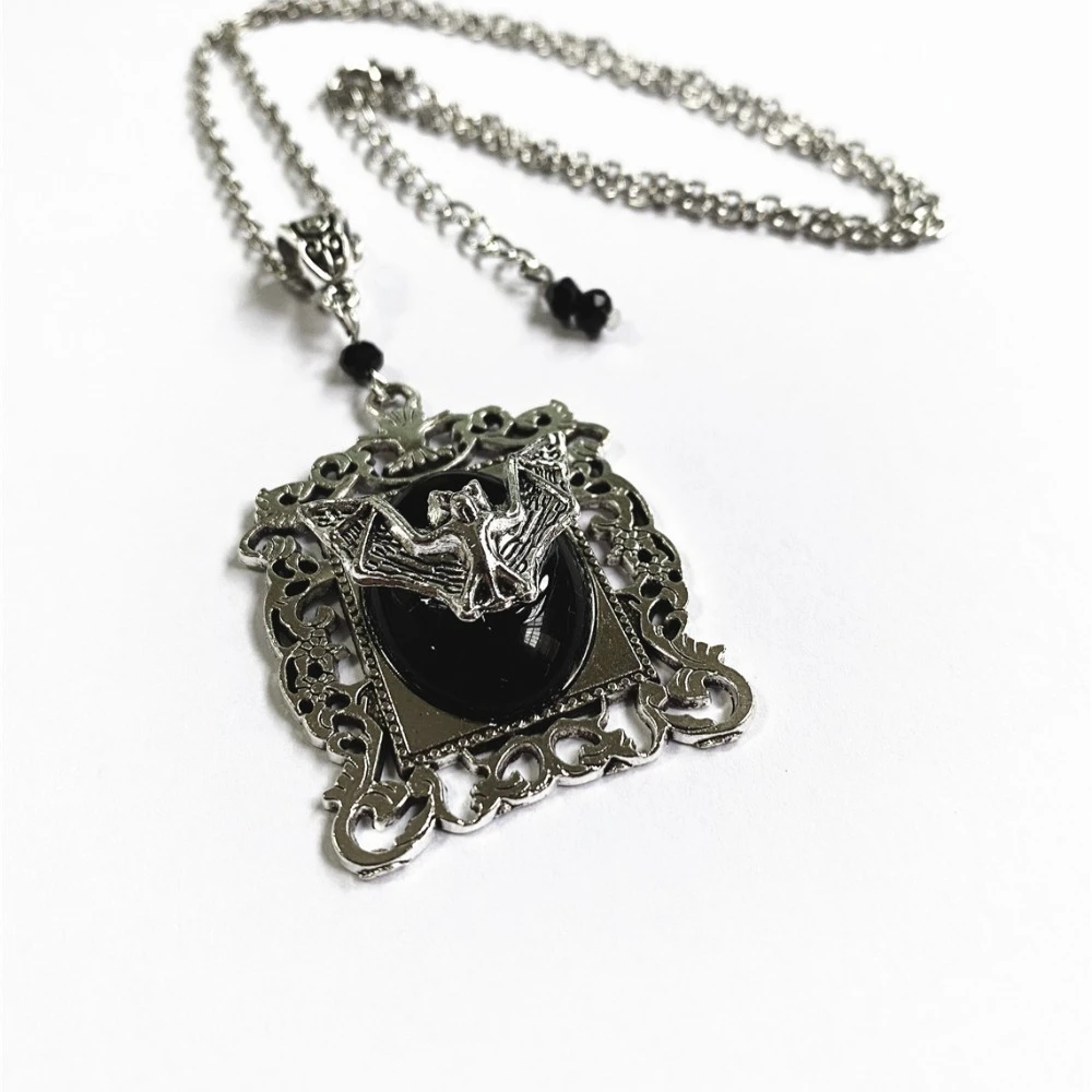 Gothic Punk Square Hollow-out Pattern Black Bat Crystal Pendant Necklace for Women Men Hallowmas Party Jewelry Accessories Gifts
